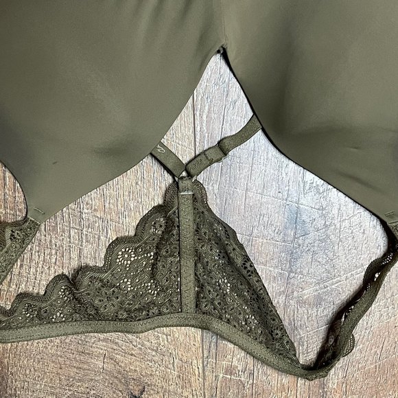 Aerie Army Green Woman’s Lace Accented Bra Size 34D - Picture 2 of 6